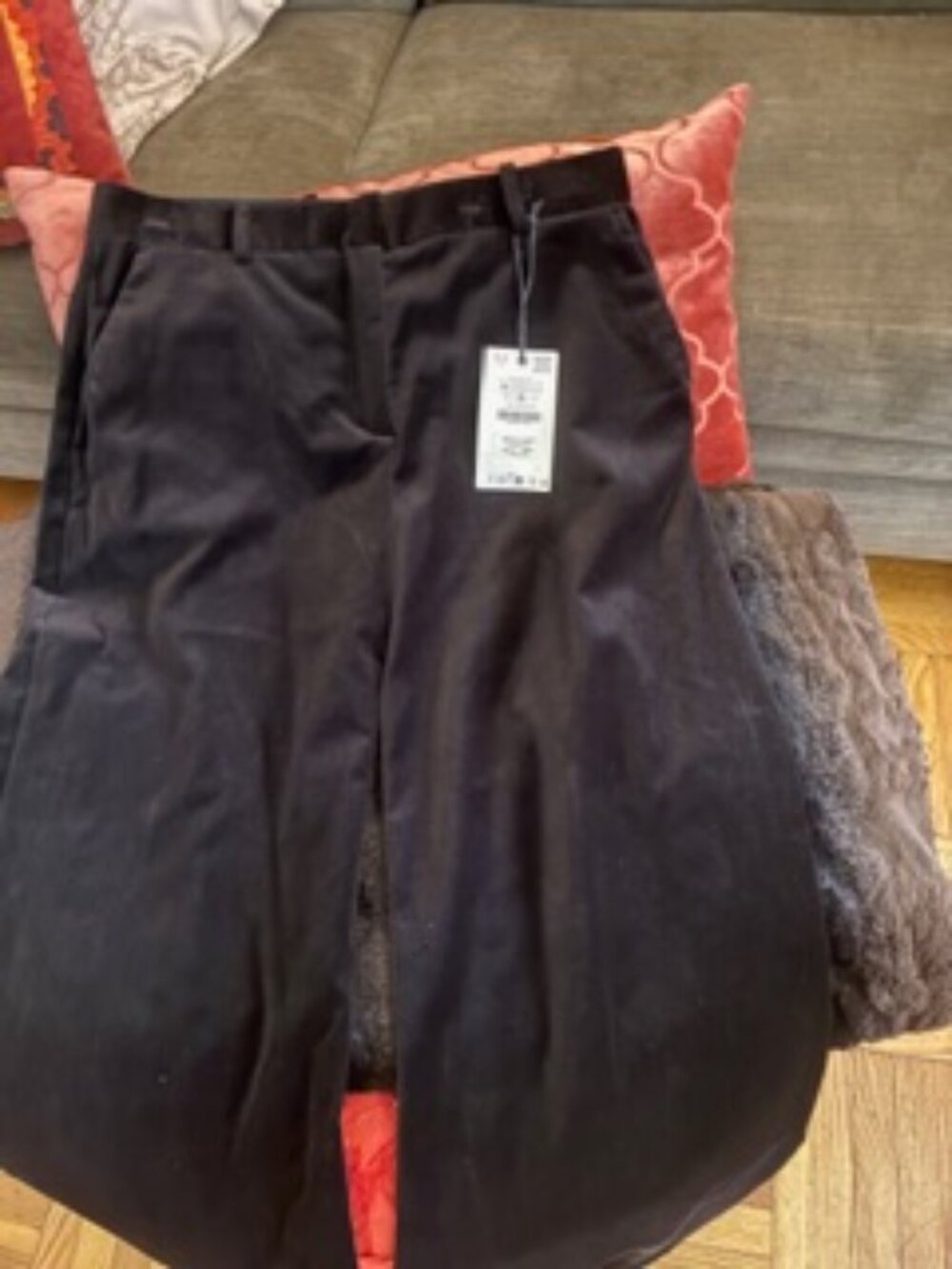 ZARA  BROWN VELVET TROUSER